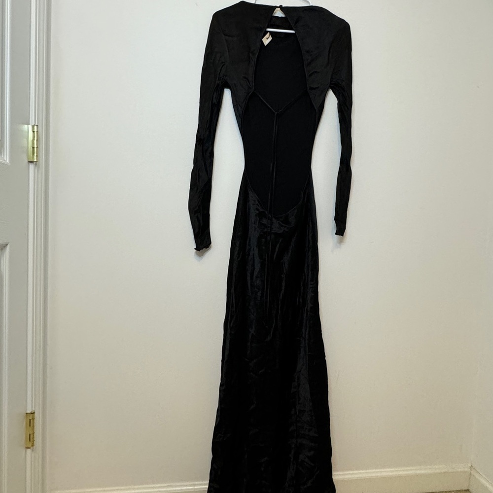 NEW Bec & Bridge Ren Long Sleeve Midi Dress in Black Size 6 Open Back Satin - Picture 6 of 8